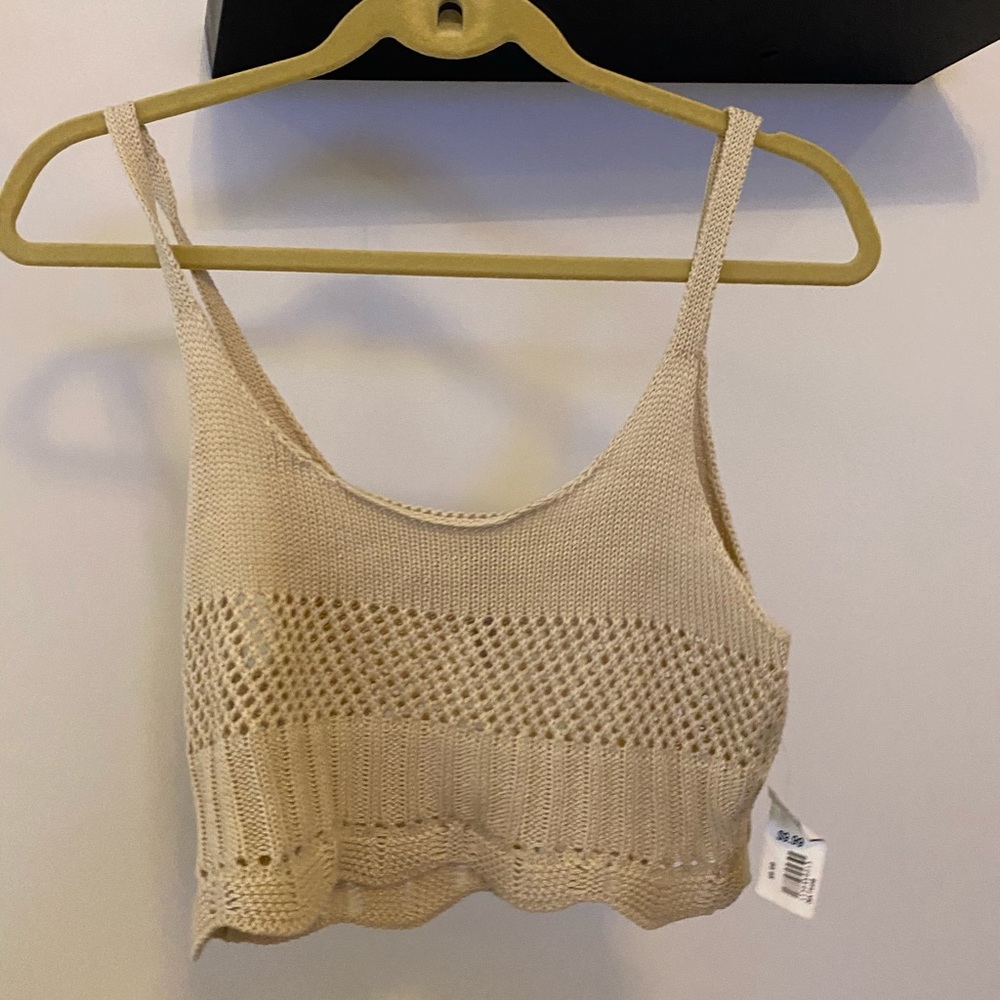 Cream crop top